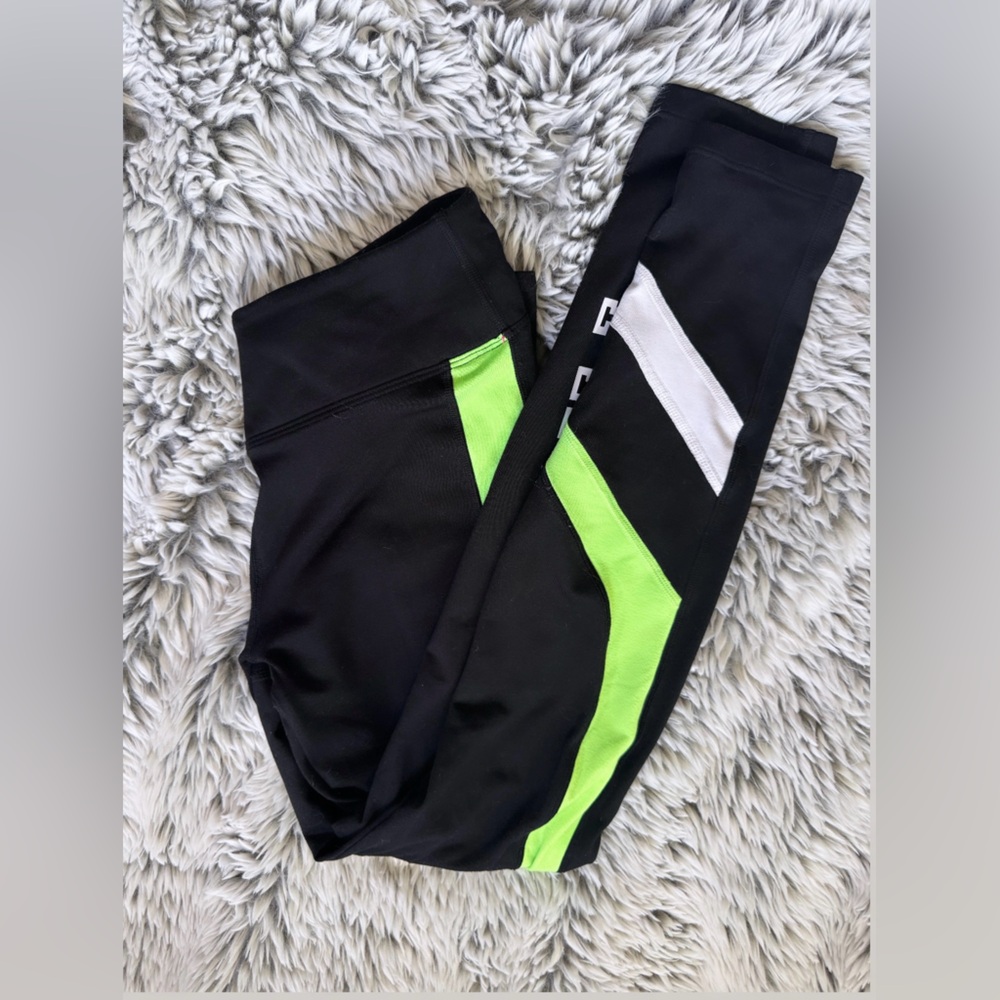 Victoria Secret Pink leggings